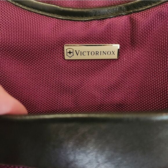 Victorinox‎ Burgundy business shoulder bag - Picture 8 of 12